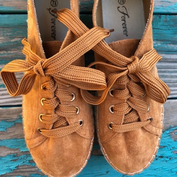 Women's Forever Autumn Suede Acorn Espadrilles 7 1/2 - Picture 1 of 7